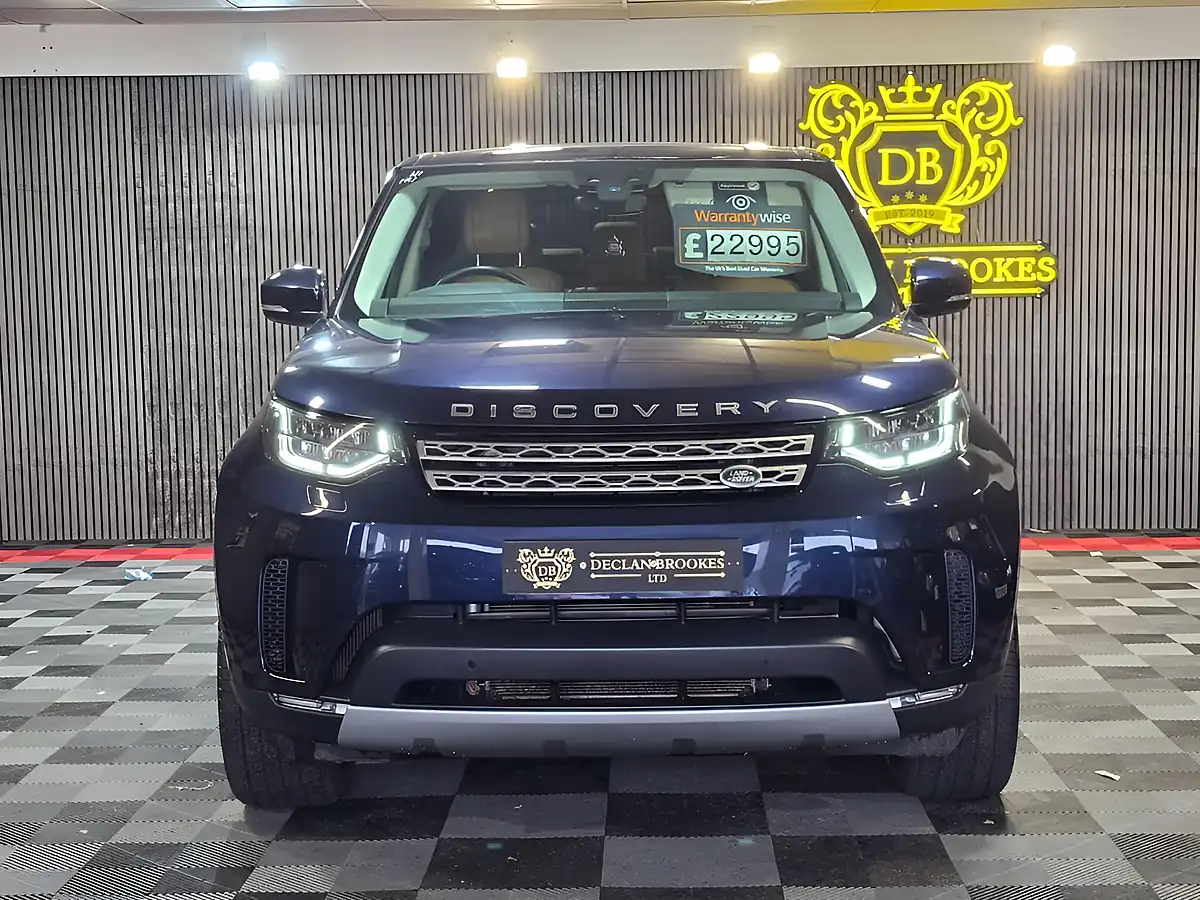 Used 2018 Land Rover Discovery Hse Blue - Interior and Exterior details 8