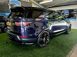 Used 2018 Land Rover Discovery Hse Blue - Interior and Exterior details 3