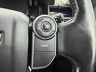 Used 2018 Land Rover Discovery Hse Blue - Interior and Exterior details 17