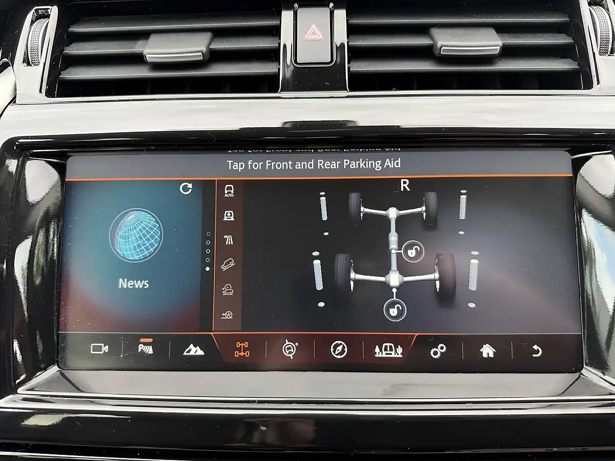 Used 2018 Land Rover Discovery Hse Blue - Interior and Exterior details 19