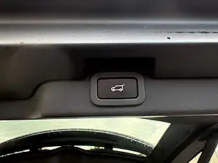 Used 2018 Land Rover Discovery Hse Corris Grey - Interior and Exterior details 15