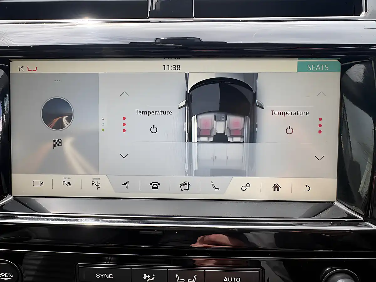 Used 2018 Land Rover Discovery Hse Corris Grey - Interior and Exterior details 19