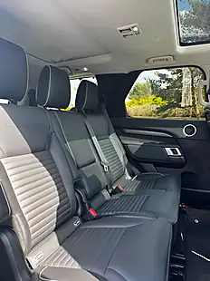 Used 2018 Land Rover Discovery Hse Grey - Interior and Exterior details 15