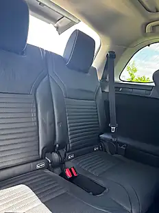 Used 2018 Land Rover Discovery Hse Grey - Interior and Exterior details 16