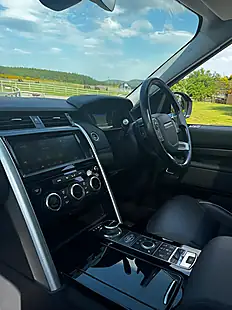 Used 2018 Land Rover Discovery Hse Grey - Interior and Exterior details 9