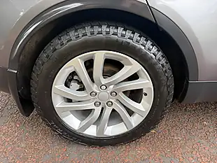 Used 2018 Land Rover Discovery Hse Grey - Interior and Exterior details 19