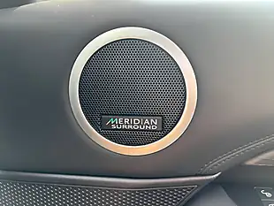 Used 2018 Land Rover Discovery Hse Luxury Blue - Interior and Exterior details 13