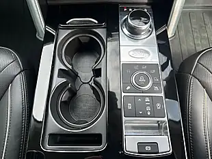 Used 2018 Land Rover Discovery Hse Luxury Blue - Interior and Exterior details 16