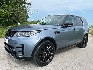 Used 2018 Land Rover Discovery Hse Luxury Blue - Interior and Exterior details 8