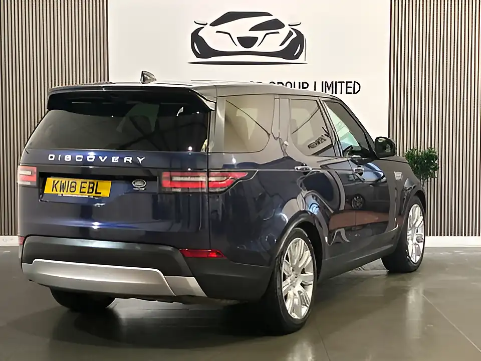 Used 2018 Land Rover Discovery Hse Luxury Blue - Interior and Exterior details 4