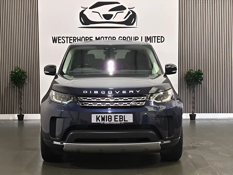 Used 2018 Land Rover Discovery Hse Luxury Blue - Interior and Exterior details 5