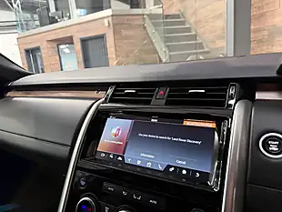 Used 2018 Land Rover Discovery Hse Luxury Grey - Interior and Exterior details 17