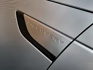 Used 2018 Land Rover Discovery Hse Luxury Indus Silver - Interior and Exterior details 19