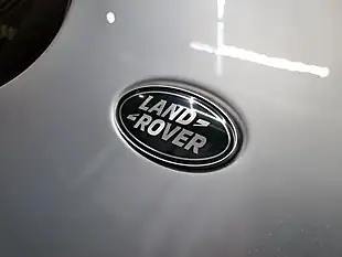 Used 2018 Land Rover Discovery Hse Luxury Indus Silver - Interior and Exterior details 20