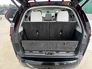 Used 2018 Land Rover Discovery Hse Luxury Orange - Interior and Exterior details 16