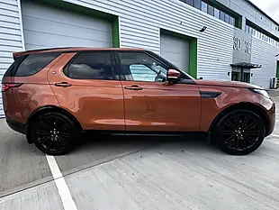 Used 2018 Land Rover Discovery Hse Luxury Orange - Interior and Exterior details 8