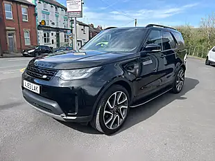 Used 2018 Land Rover Discovery Hse Santorini Black - Interior and Exterior details 3