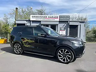 Used 2018 Land Rover Discovery Hse Santorini Black - Interior and Exterior details 8