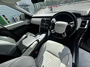 Used 2018 Land Rover Discovery Hse Silver - Interior and Exterior details 12