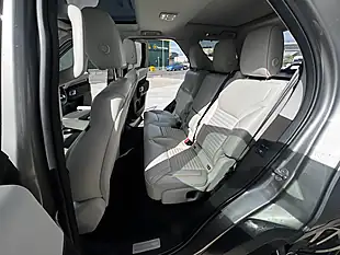 Used 2018 Land Rover Discovery Hse Silver - Interior and Exterior details 14