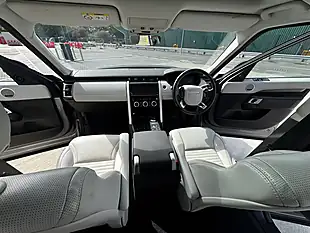 Used 2018 Land Rover Discovery Hse Silver - Interior and Exterior details 16
