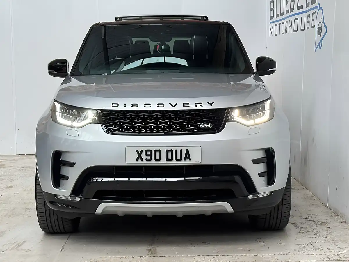Used 2018 Land Rover Discovery Hse Silver - Interior and Exterior details 2