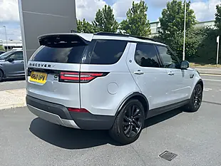 Used 2018 Land Rover Discovery Hse Silver - Interior and Exterior details 9