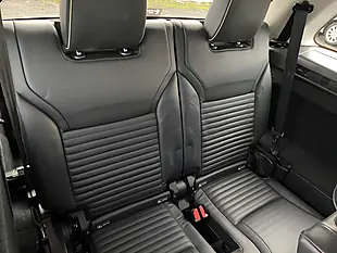 Used 2018 Land Rover Discovery Hse Silver - Interior and Exterior details 13