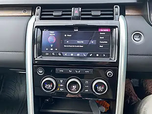 Used 2018 Land Rover Discovery Hse Silver - Interior and Exterior details 4