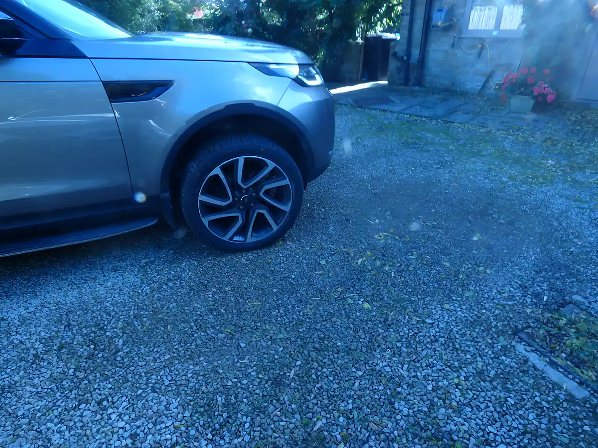 Used 2018 Land Rover Discovery Hse Silver - Interior and Exterior details 6