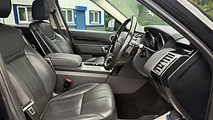 Used 2018 Land Rover Discovery Se Black - Interior and Exterior details 11