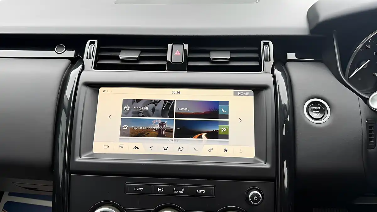 Used 2018 Land Rover Discovery Se Black - Interior and Exterior details 16