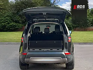Used 2018 Land Rover Discovery Se Black - Interior and Exterior details 5