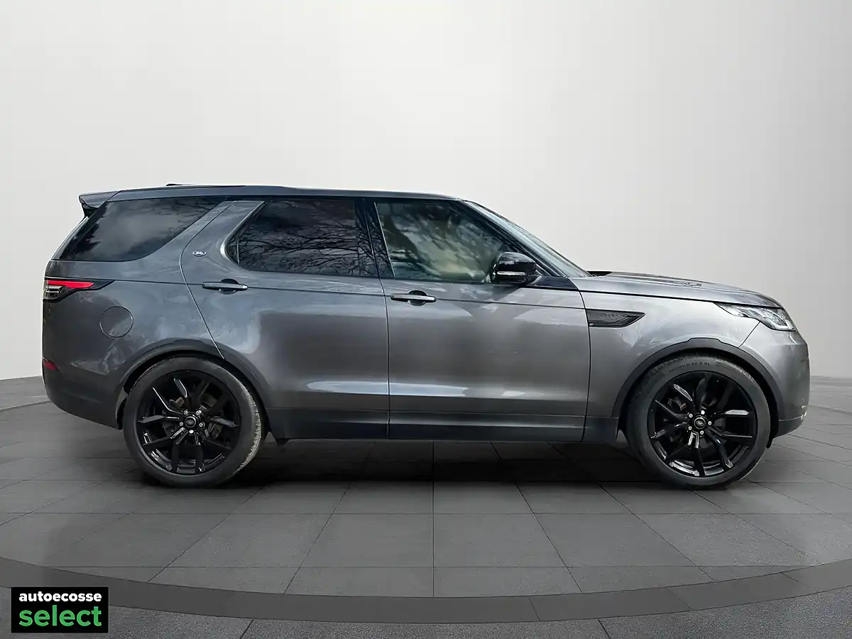 Used 2018 Land Rover Discovery Se Grey - Interior and Exterior details 4