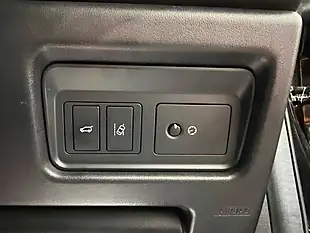 Used 2018 Land Rover Discovery Sport Hse Black Black - Interior and Exterior details 13