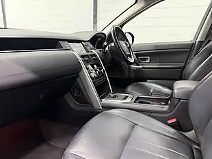 Used 2018 Land Rover Discovery Sport Hse Black Black - Interior and Exterior details 19