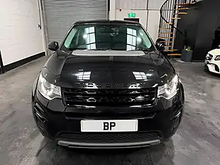 Used 2018 Land Rover Discovery Sport Hse Black Black - Interior and Exterior details 6