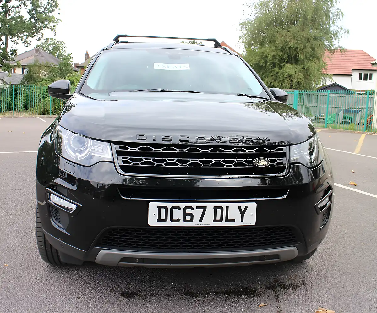 Used 2018 Land Rover Discovery Sport Hse Black Black - Interior and Exterior details 2