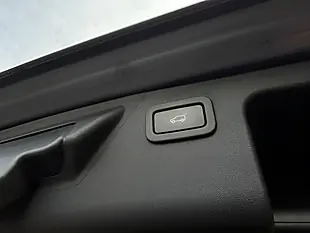 Used 2018 Land Rover Discovery Sport Hse Black Blue - Interior and Exterior details 12