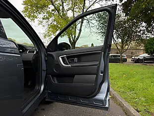 Used 2018 Land Rover Discovery Sport Hse Black Blue - Interior and Exterior details 16