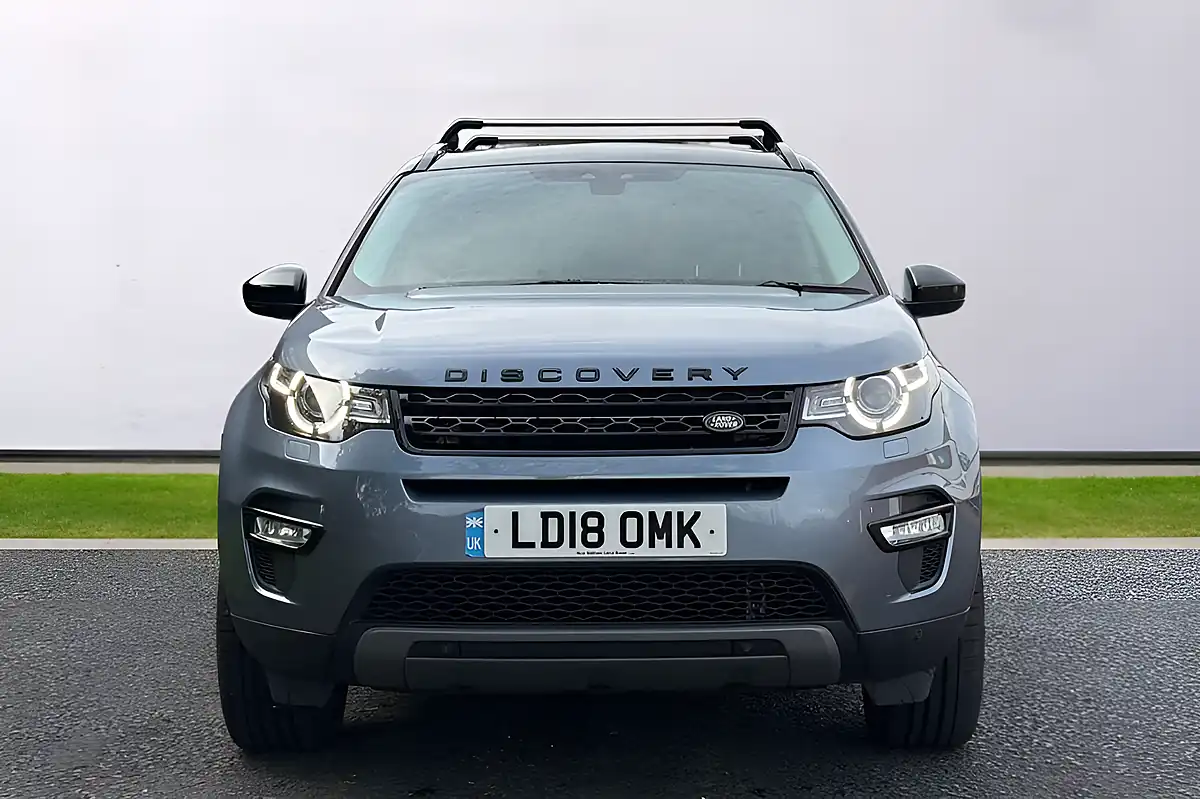 Used 2018 Land Rover Discovery Sport Hse Black Blue - Interior and Exterior details 3