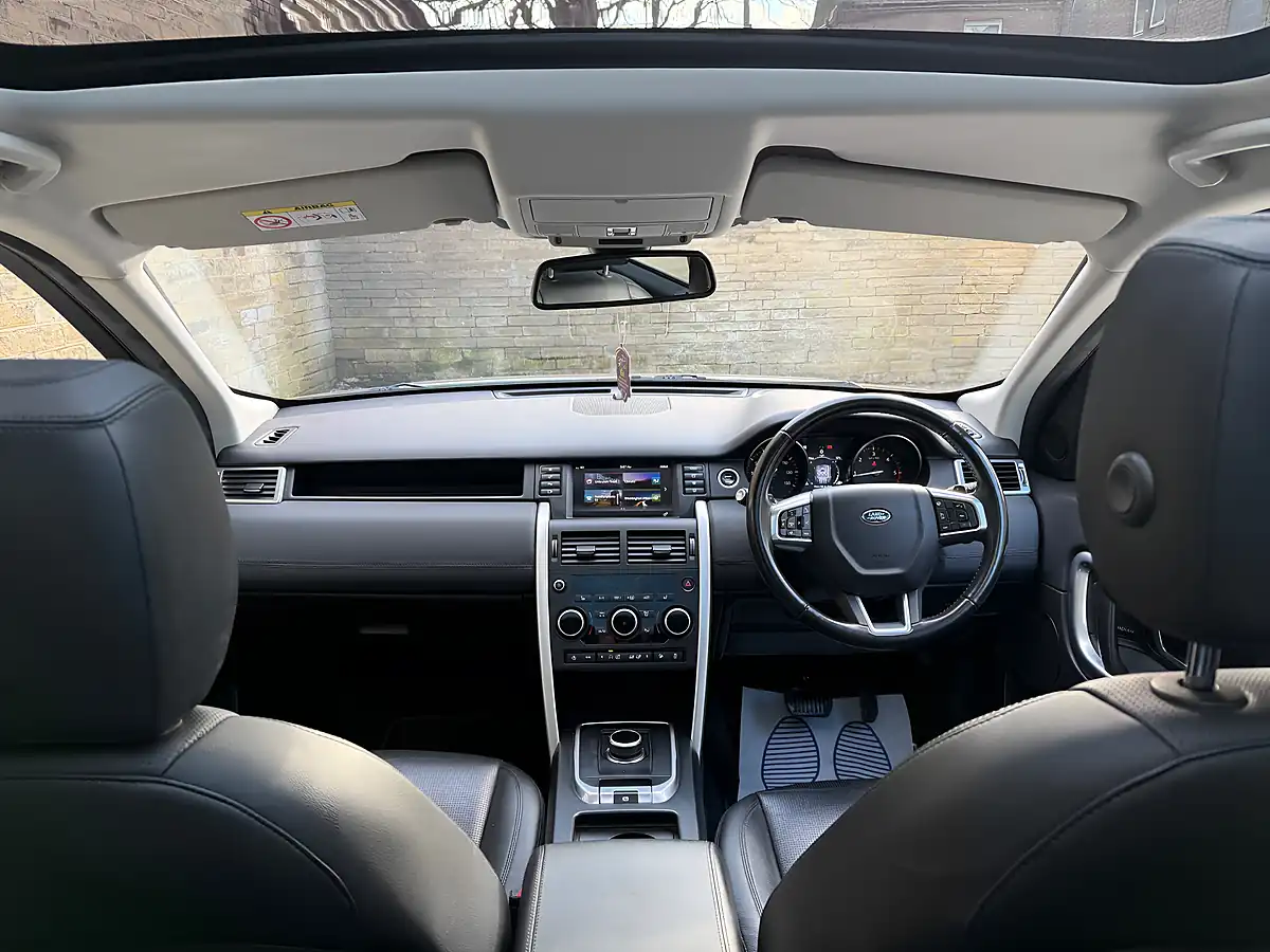 Used 2018 Land Rover Discovery Sport Hse Black Grey - Interior and Exterior details 2