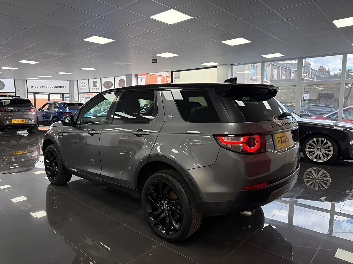 Used 2018 Land Rover Discovery Sport Hse Black Grey - Interior and Exterior details 11