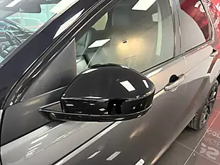Used 2018 Land Rover Discovery Sport Hse Black Grey - Interior and Exterior details 13
