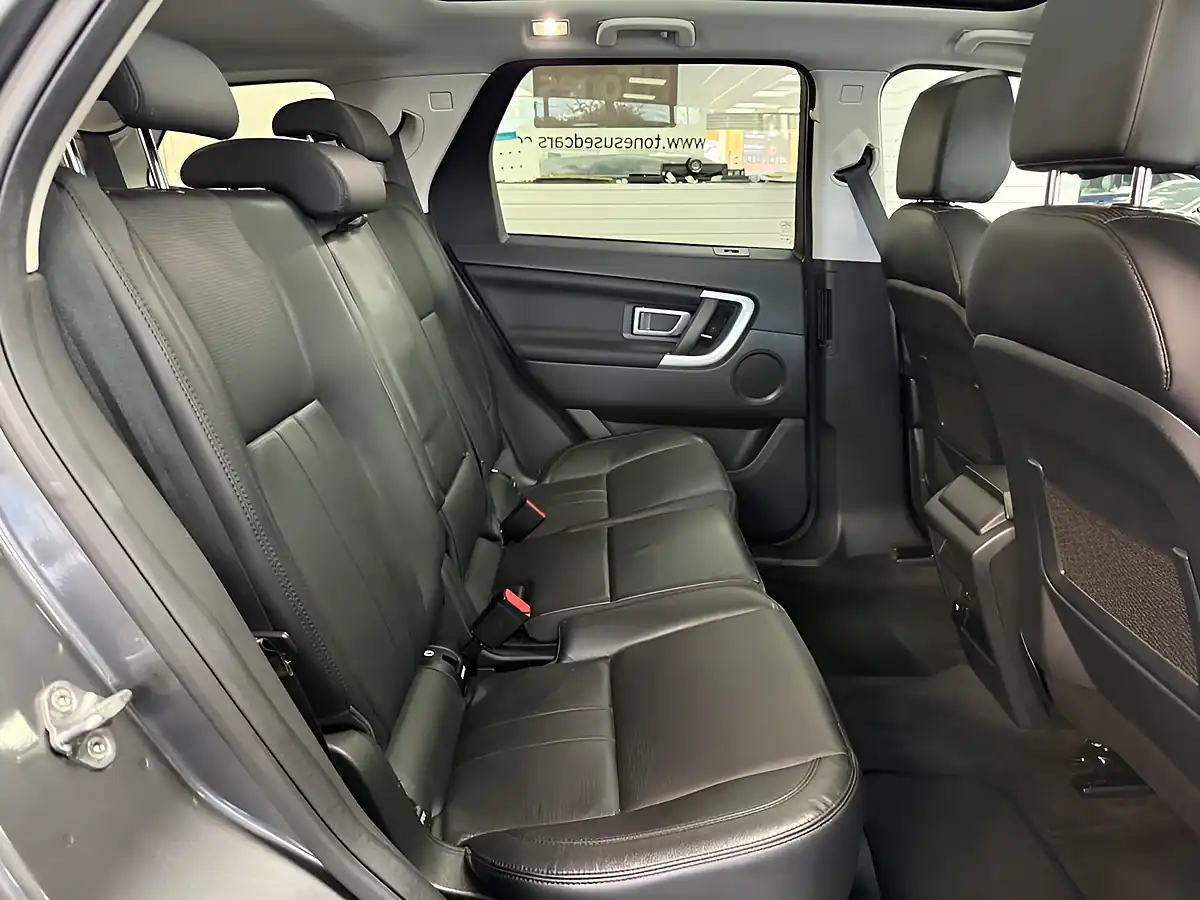 Used 2018 Land Rover Discovery Sport Hse Black Grey - Interior and Exterior details 5