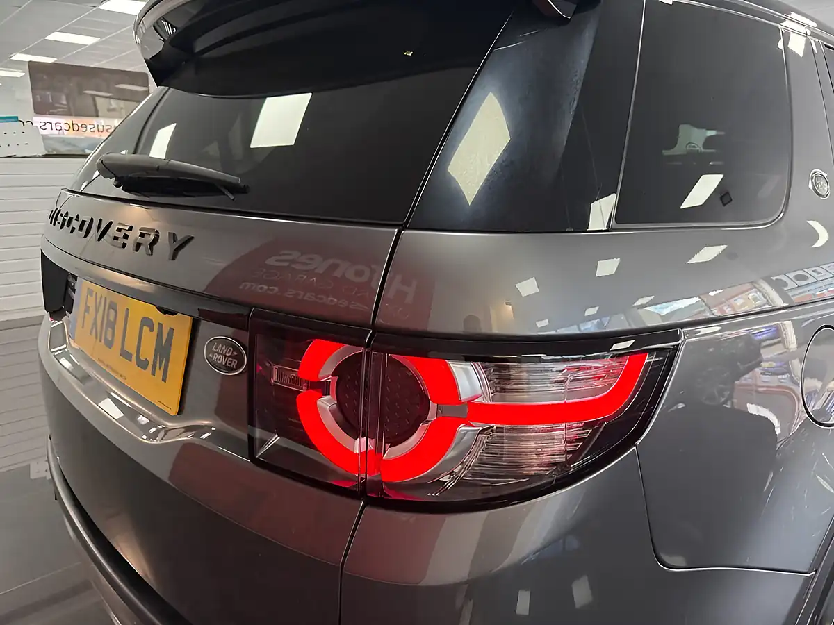 Used 2018 Land Rover Discovery Sport Hse Black Grey - Interior and Exterior details 8