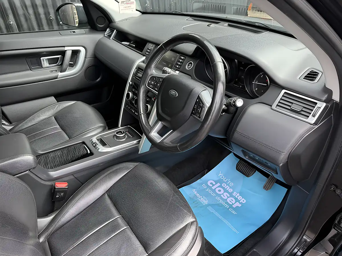 Used 2018 Land Rover Discovery Sport Hse Black - Interior and Exterior details 11