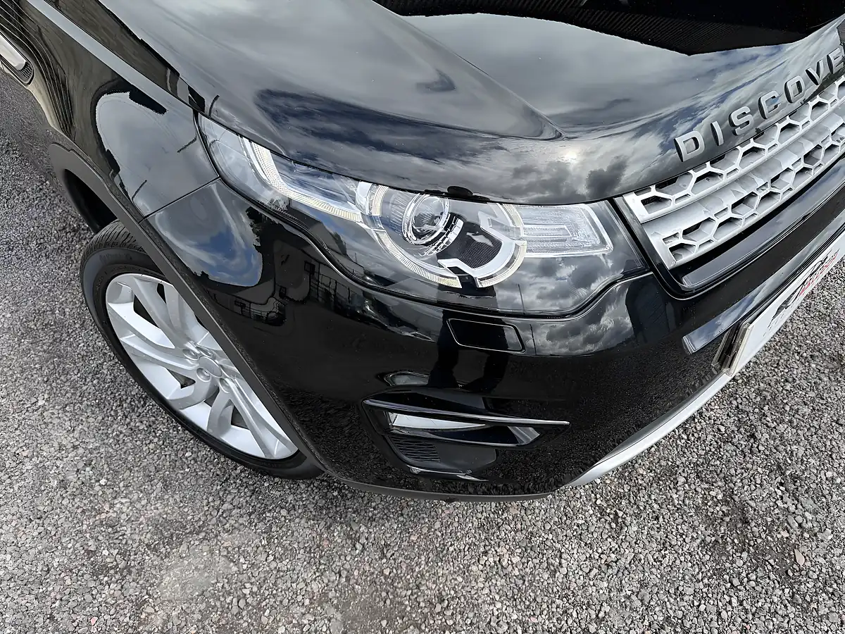Used 2018 Land Rover Discovery Sport Hse Black - Interior and Exterior details 2