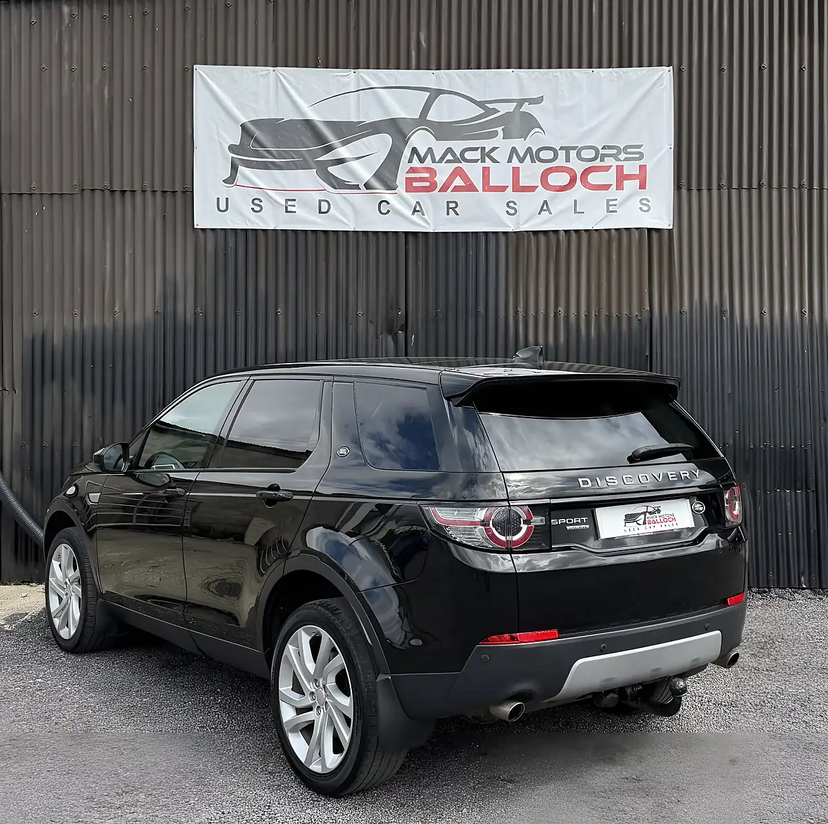 Used 2018 Land Rover Discovery Sport Hse Black - Interior and Exterior details 7