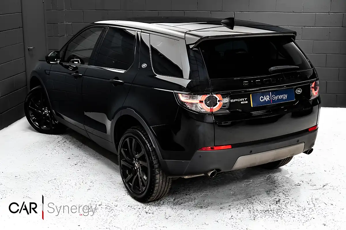 Used 2018 Land Rover Discovery Sport Hse Black - Interior and Exterior details 3